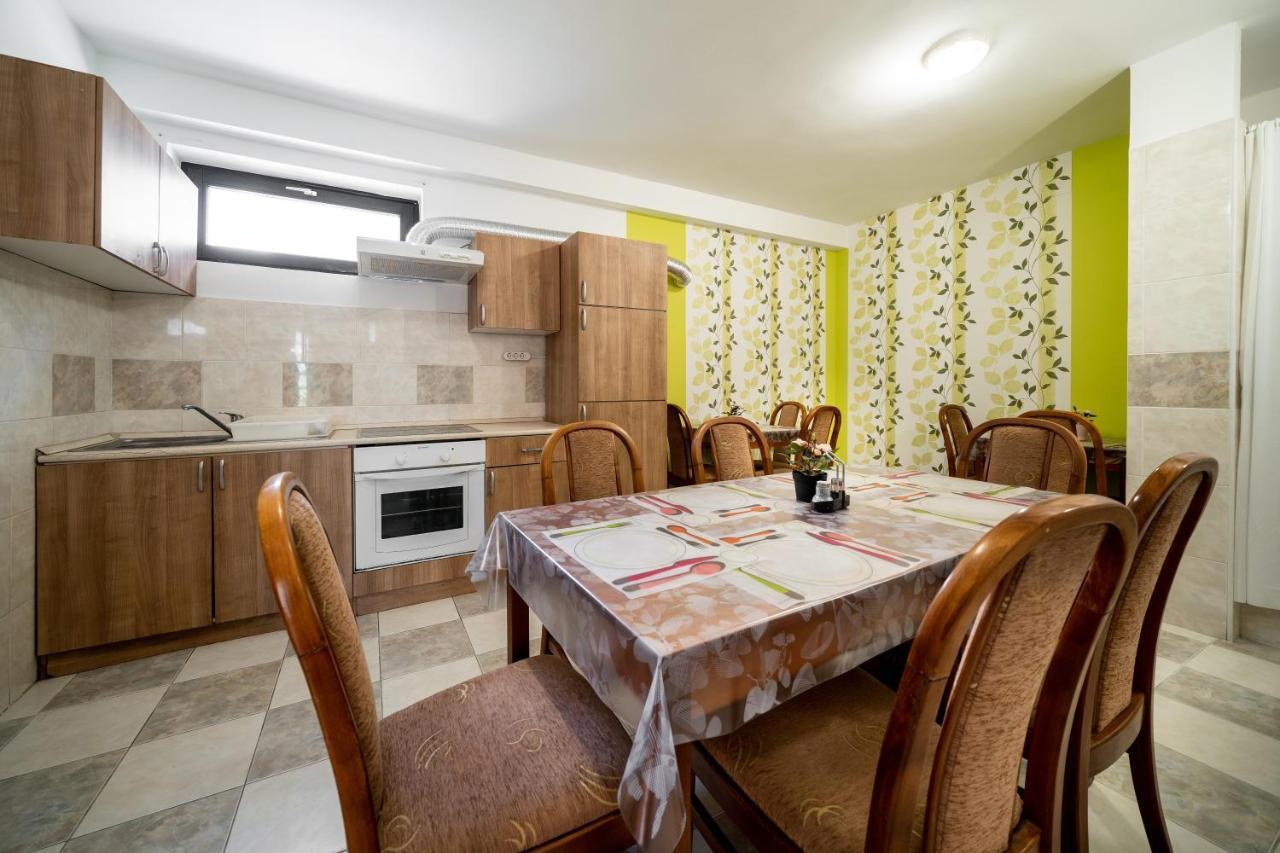 Szenti Vendeghaz Bed & Breakfast Gyor Luaran gambar