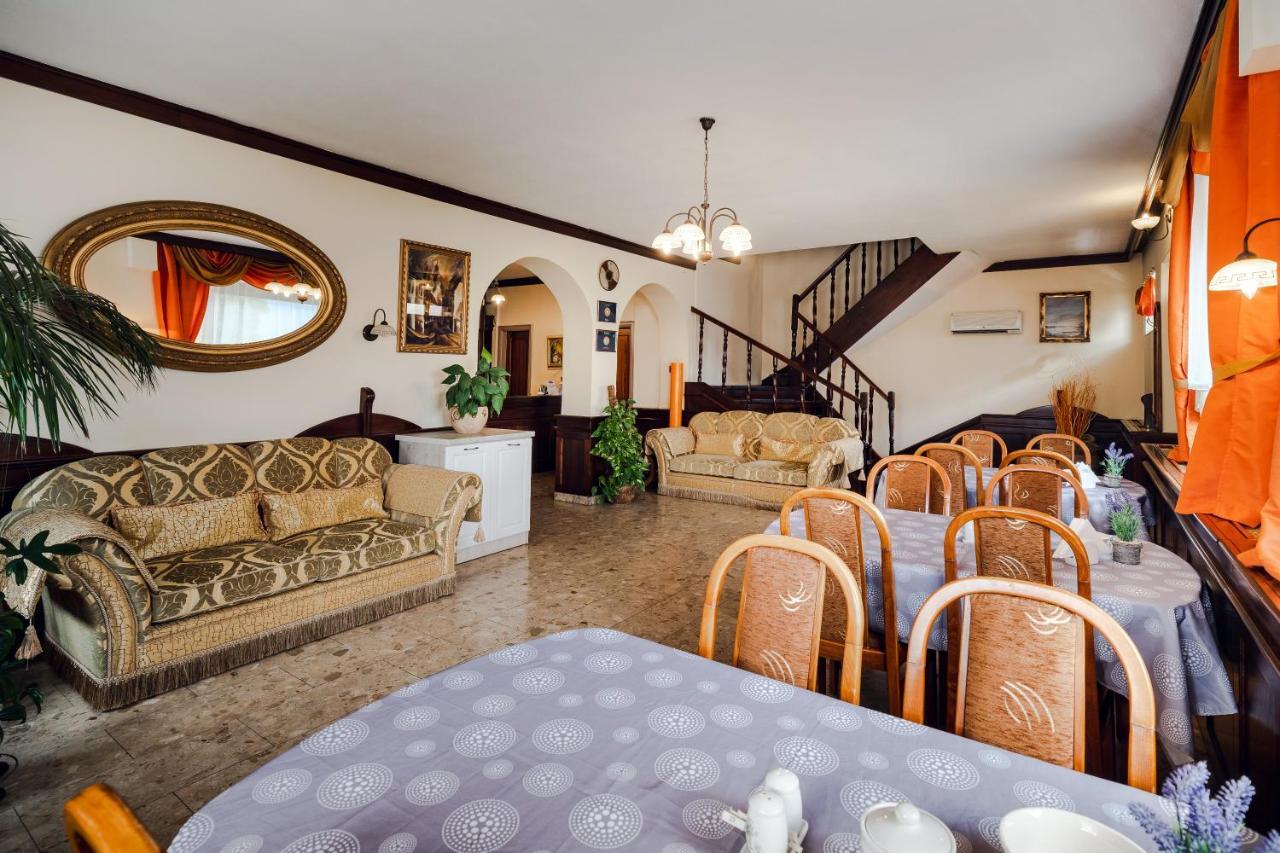 Szenti Vendeghaz Bed & Breakfast Gyor Luaran gambar