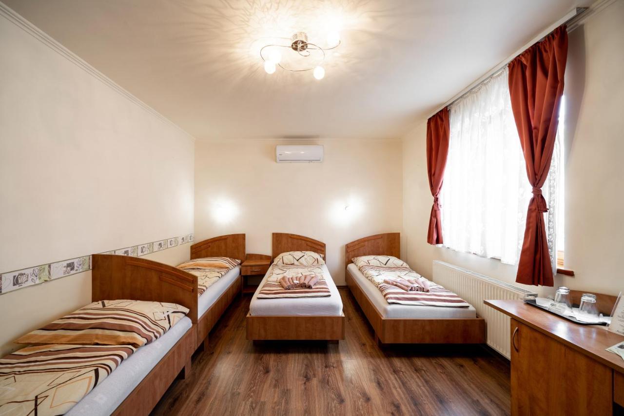 Szenti Vendeghaz Bed & Breakfast Gyor Luaran gambar