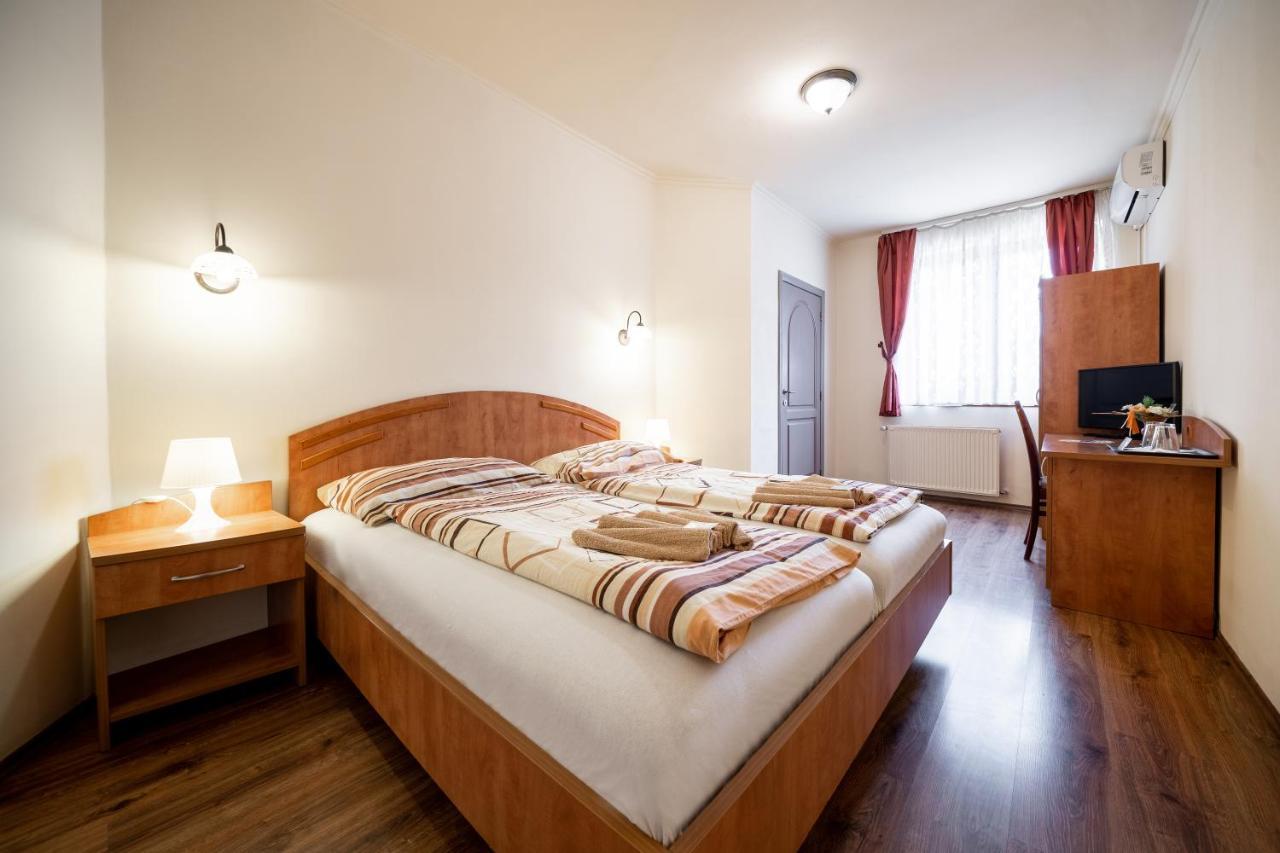 Szenti Vendeghaz Bed & Breakfast Gyor Luaran gambar