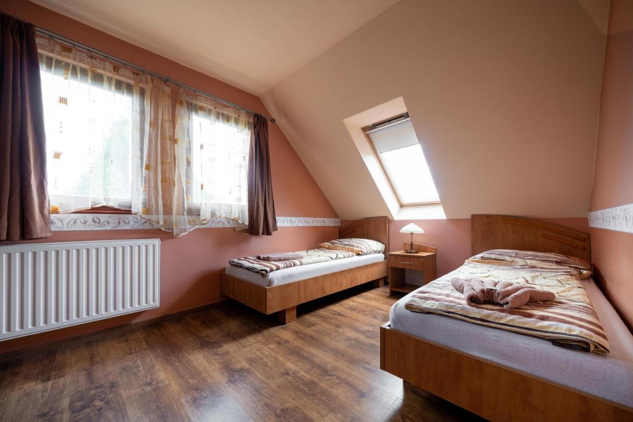 Szenti Vendeghaz Bed & Breakfast Gyor Luaran gambar